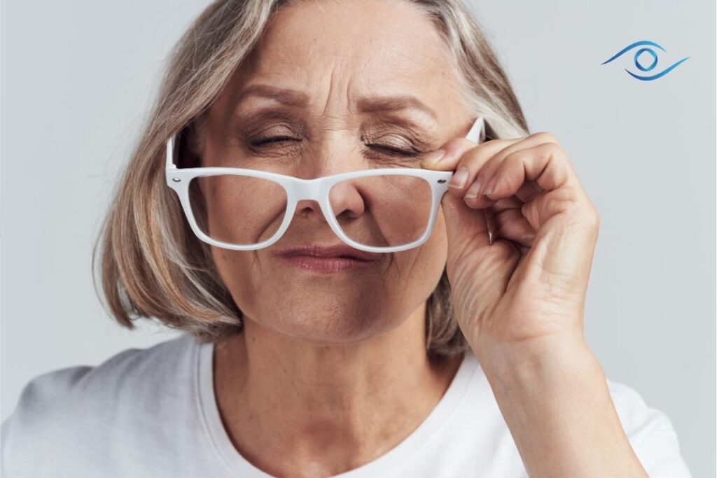 משקפיים אחרי ניתוח קטרקט - דר אפרים ברקו